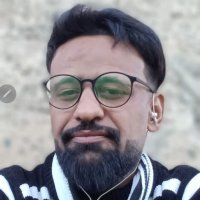 Une photo d’un participant qui veut faire connaissance et se marier